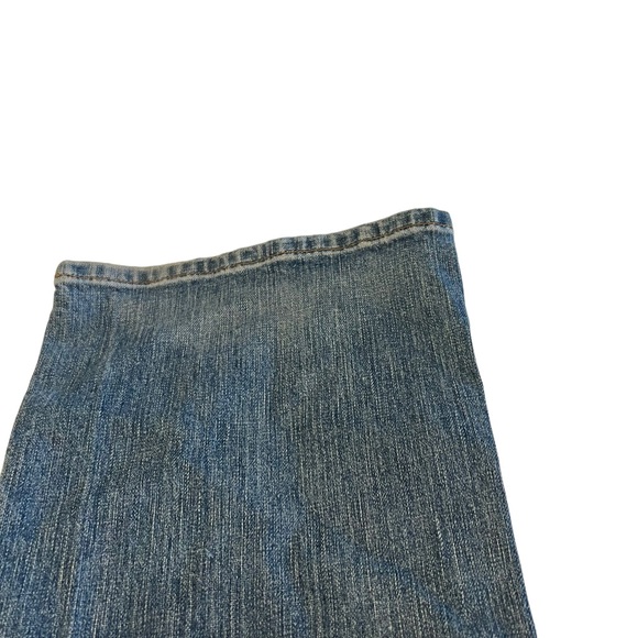 POLO RALPH LAUREN “STRETCH KELLY” JEANS. Slight distressing. Med. wash. Size: 6 - Picture 4 of 8